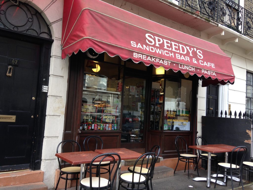 Déjeuner chez Speedy's Cafe